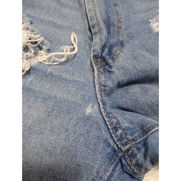 Almost Famous Super High Rise Distressed Cutoff Denim Jean Shorts Womens Size 5 - Picture 7 of 10